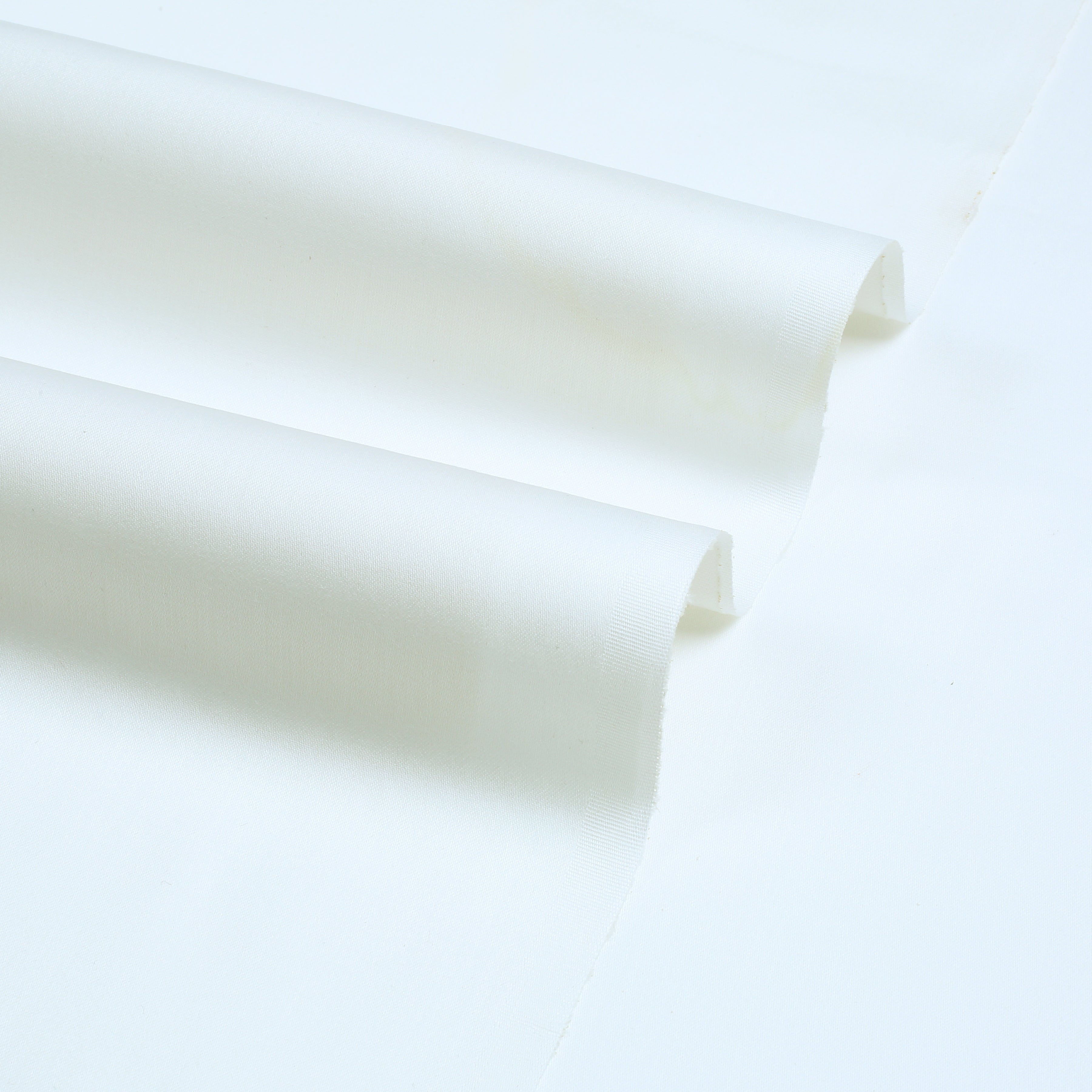 LIBAAN SHINE OFF WHITE