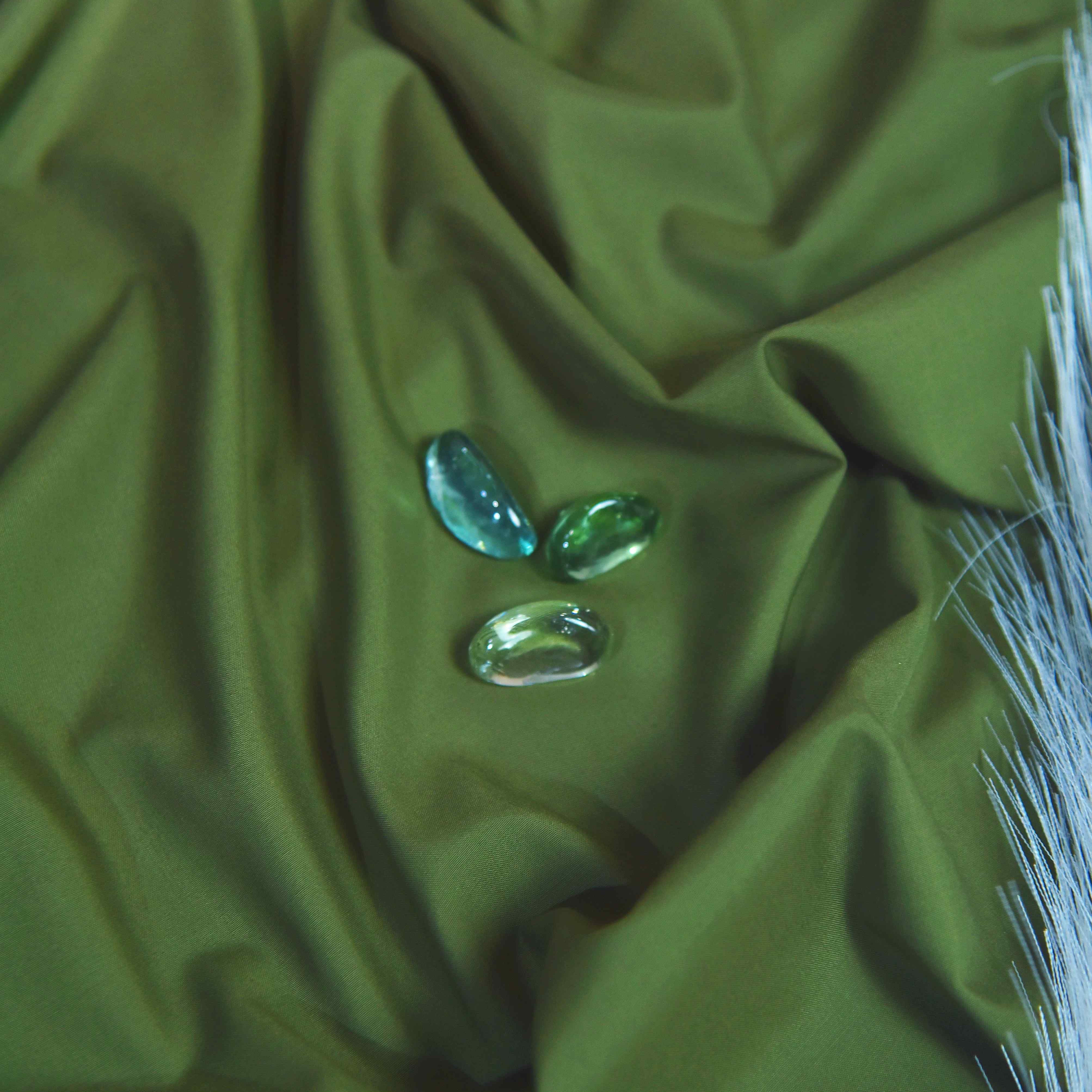 CRYSTAL SUITING DARK OLIVE