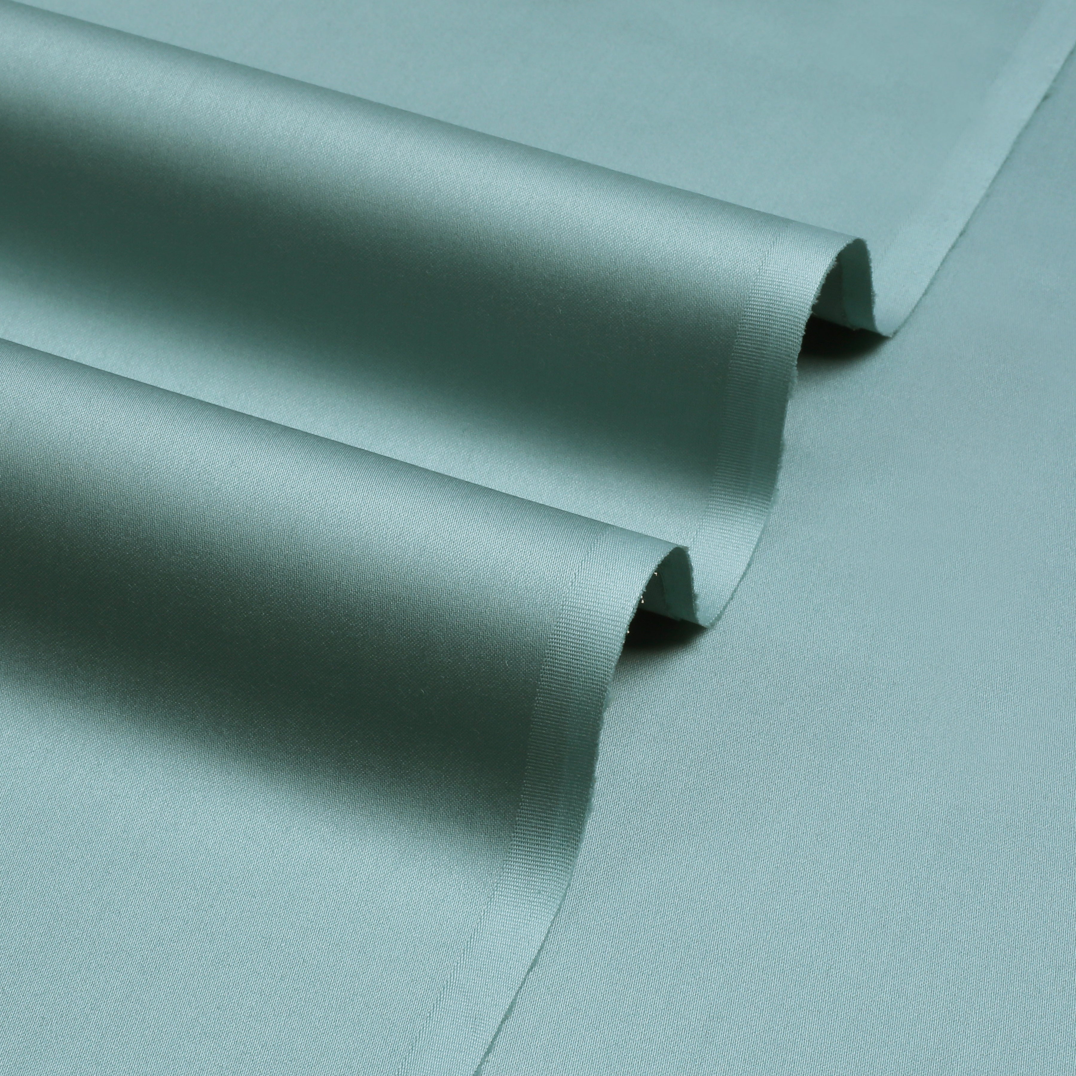 LIBAAN SHINE POWDER BLUE