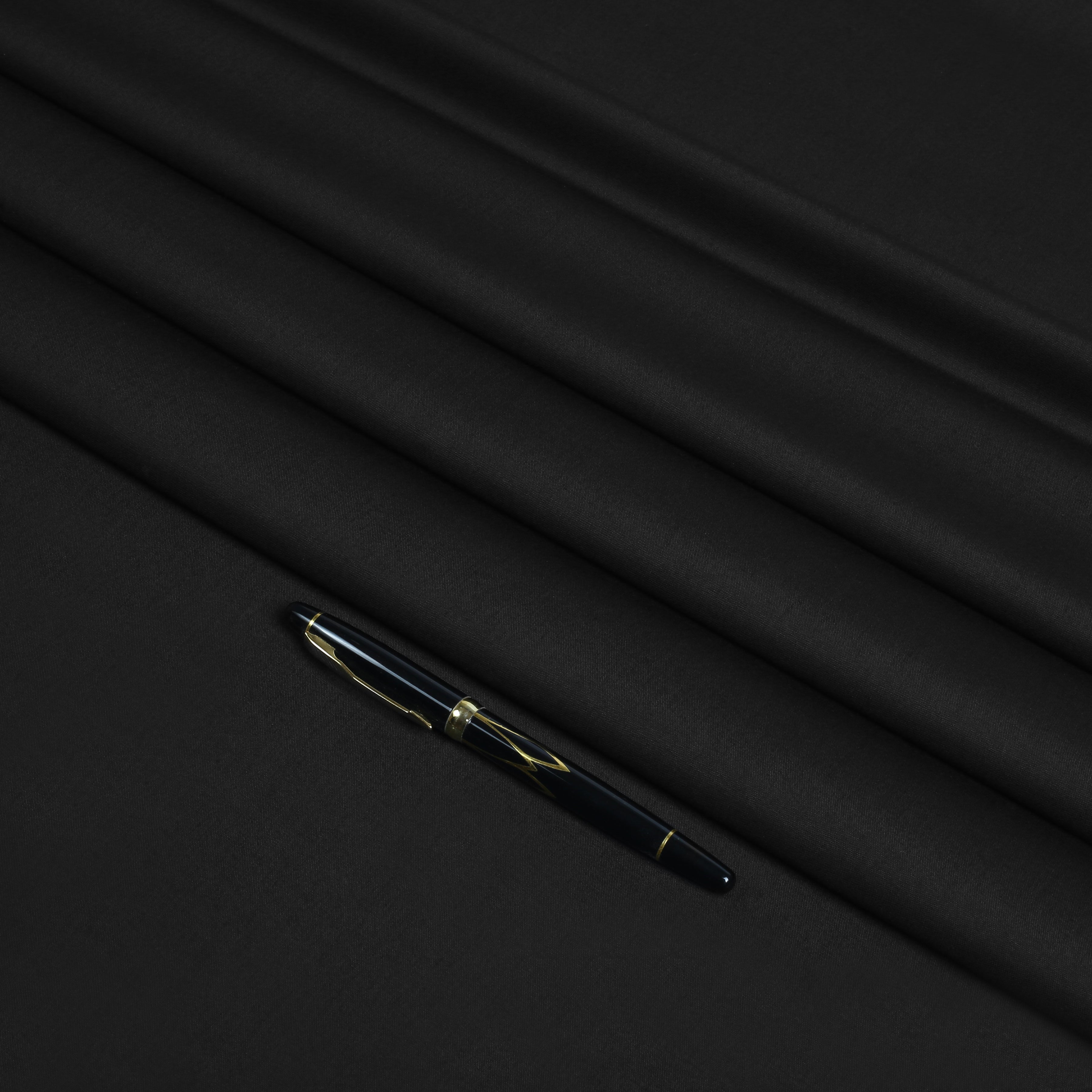 STONE BLACK